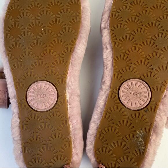 Ugg • Fuzz Yeah House Slippers - Picture 9 of 13